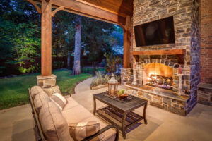 Creekstone Outdoor Living - Outdoor Kitchen Design & Build Center