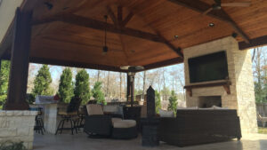 Creekstone Outdoor Living - 2016 Outdoor Kitchen Trends Cover Photo