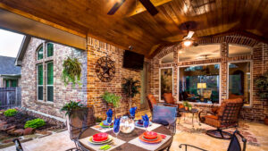 Outdoor Kitchen with dinning area and living room