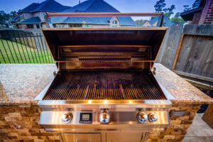 built_in_grill_outdoor_kitchen_spring_texas