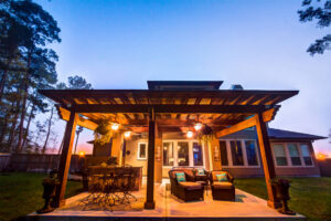 The Crescent Oaks - Custom Outdoor Pergola and custom Kitchen in Houston, Texas